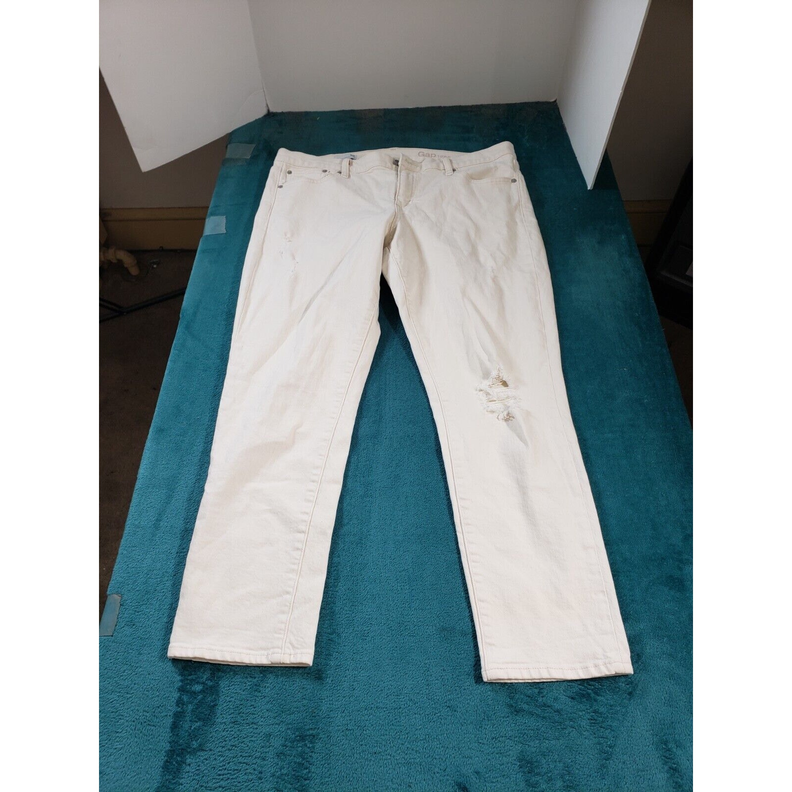 Gap Jeans Sz 32 Womens White Stretch Pants Ladies Mid Rise Denim Girlfriend